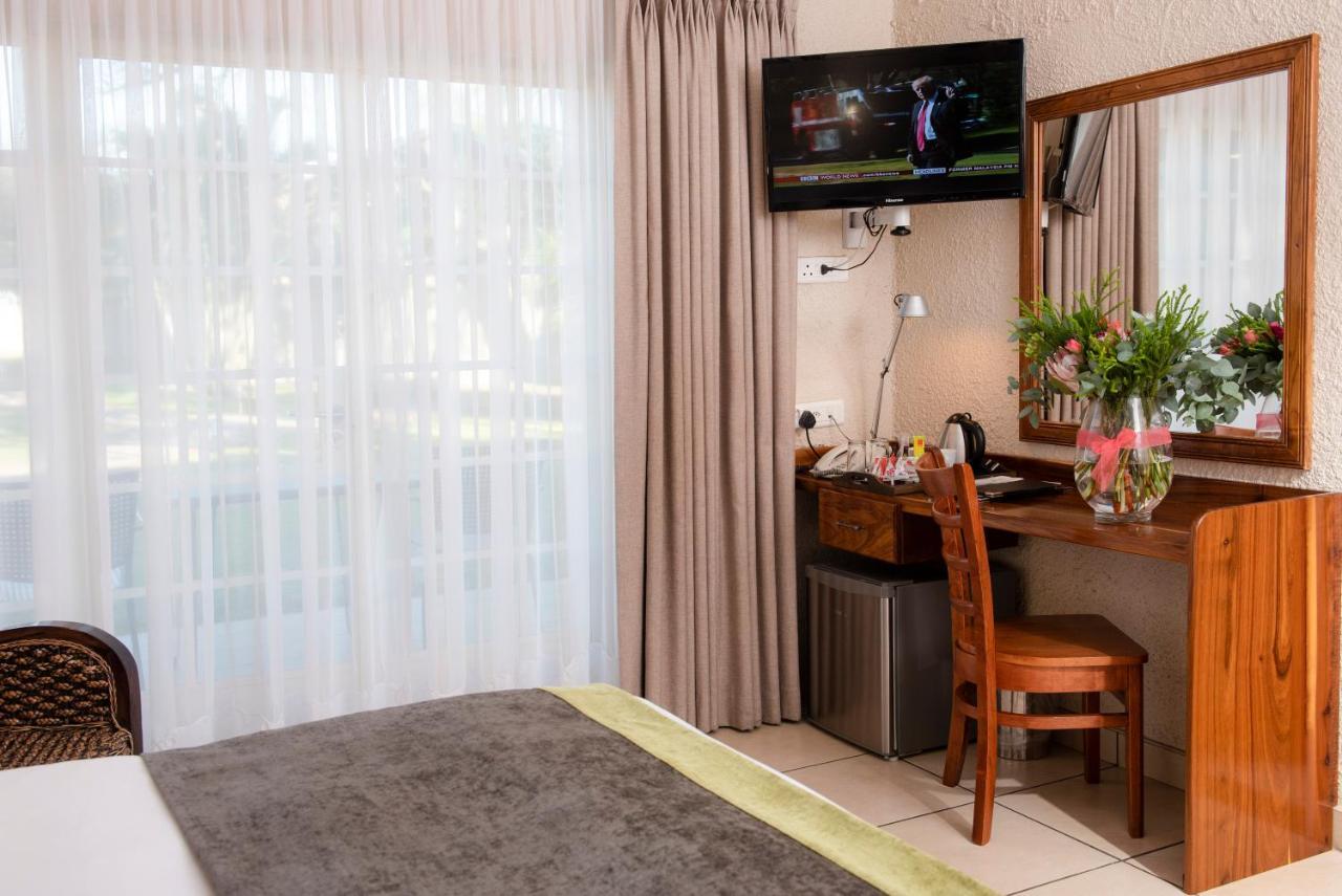 Palm Park Hotel Lephalale Εξωτερικό φωτογραφία
